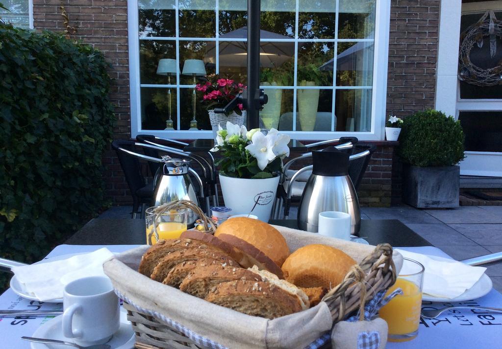 Hotel Pension Oranje Valkenburg aan de Geul Екстериор снимка