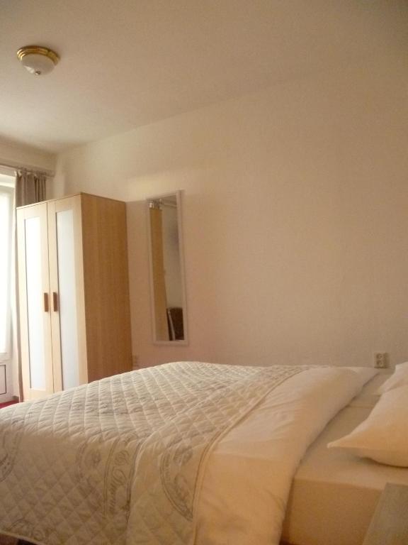 Hotel Pension Oranje Valkenburg aan de Geul Стая снимка